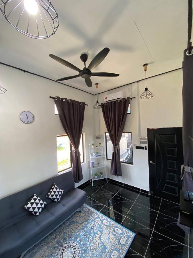 Abe Cottage Кампунґ-Куала-Бесут Екстер'єр фото